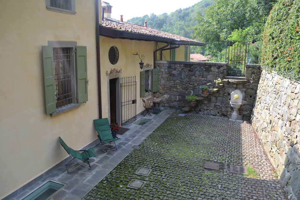 La Volpera Hotel Mapello Ruang foto