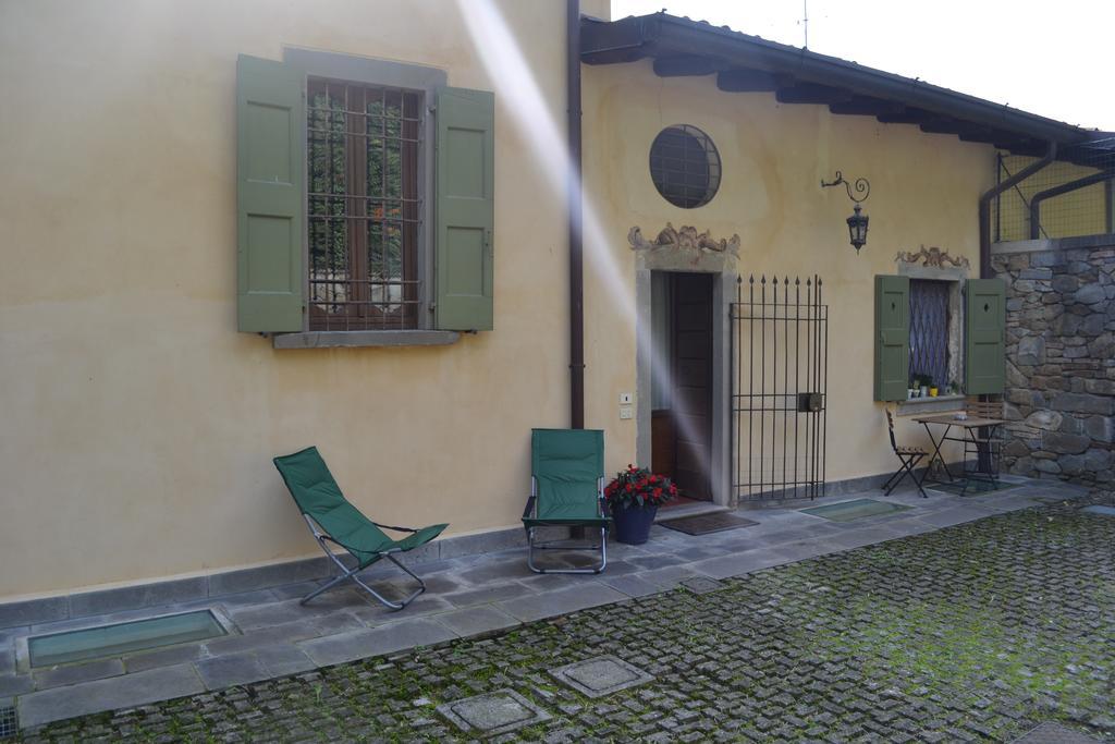 La Volpera Hotel Mapello Ruang foto